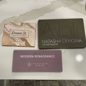 Eye shadow palette bundles